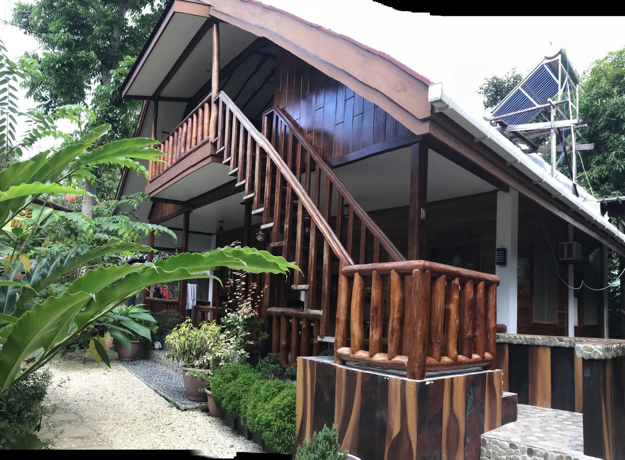 Theresa'S Pension House 圣维森特 外观 照片